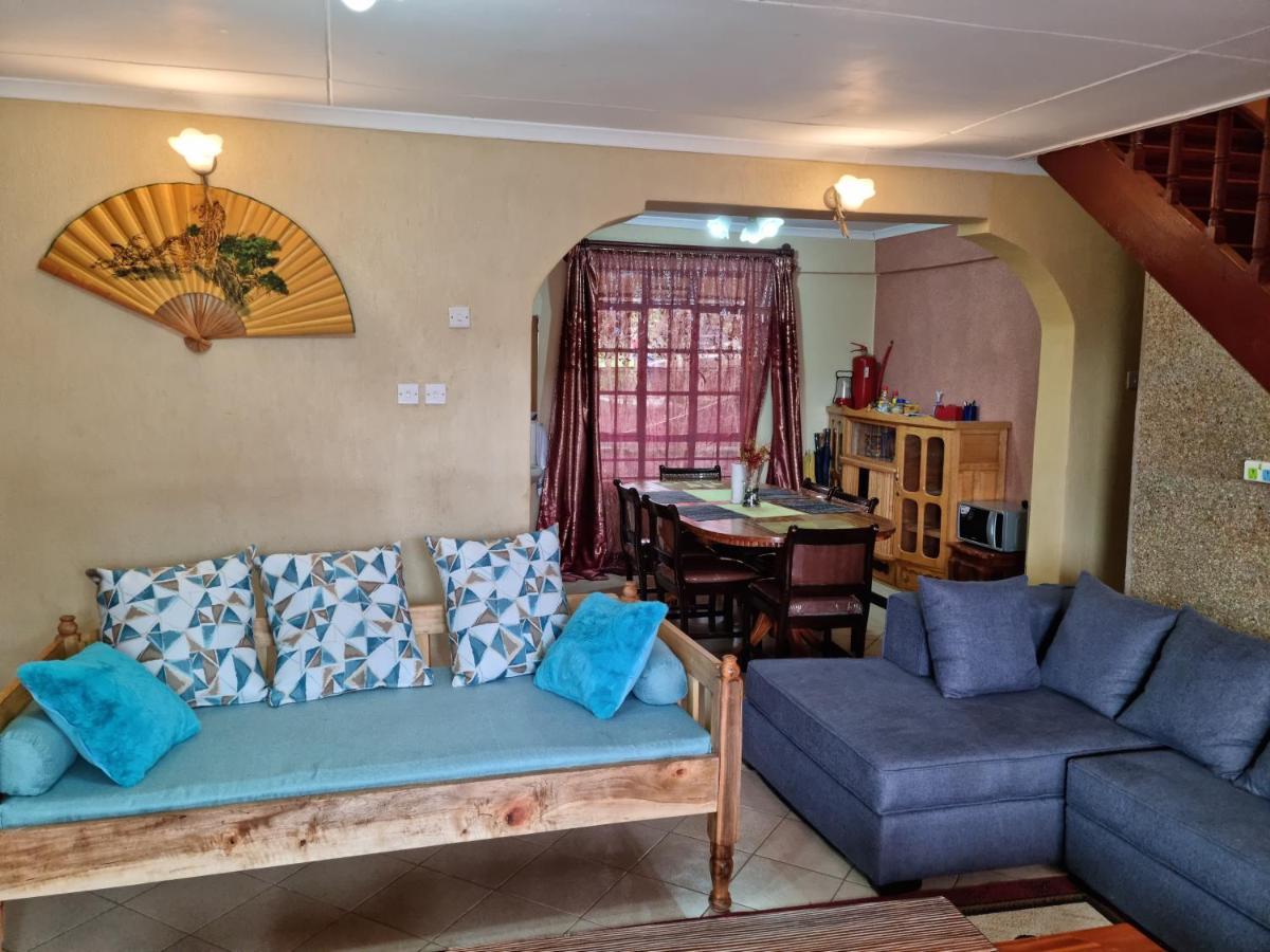 Holiday home Weavers Haven